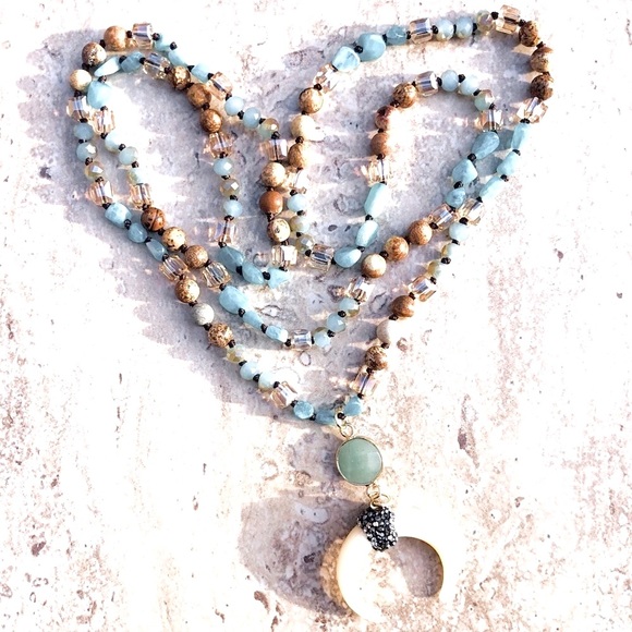 *LAST ONE* NEW IVORY Crescent Moon Boho Necklace - Picture 6 of 13